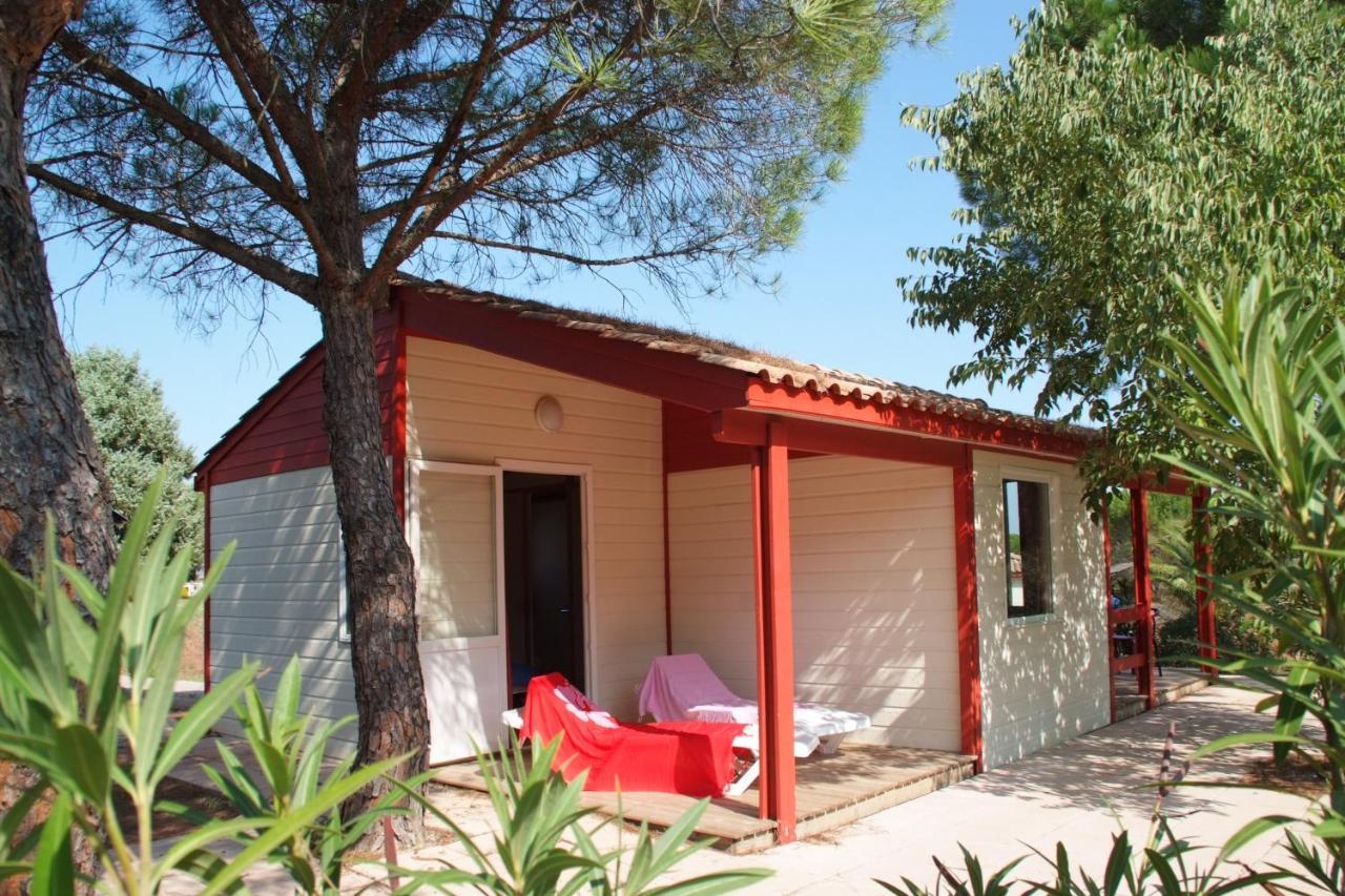 Camping Les Cigales Le Muy Exterior foto